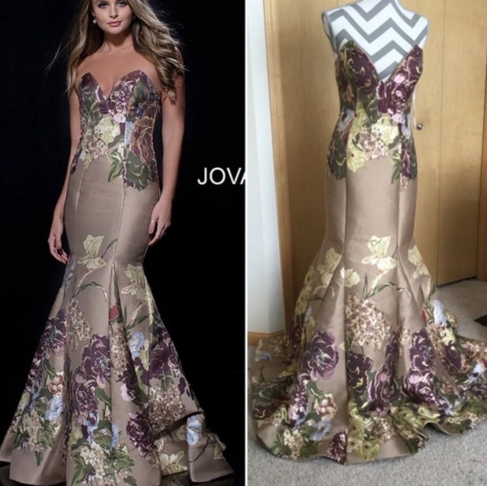 JOVANI MultiPrint Strapless Mermaid Evening Dress